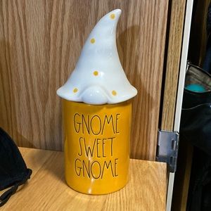 RAE DUNN-Gnome Sweet Gnome Candle 🧡💛